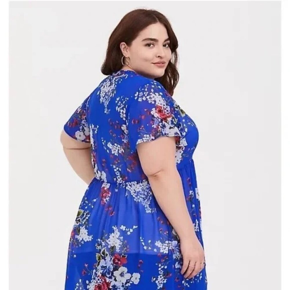 NWOT Lexie Blue Floral Short Sleeve Hi Low Tunic Size 6X (30/32) - Picture 2 of 5